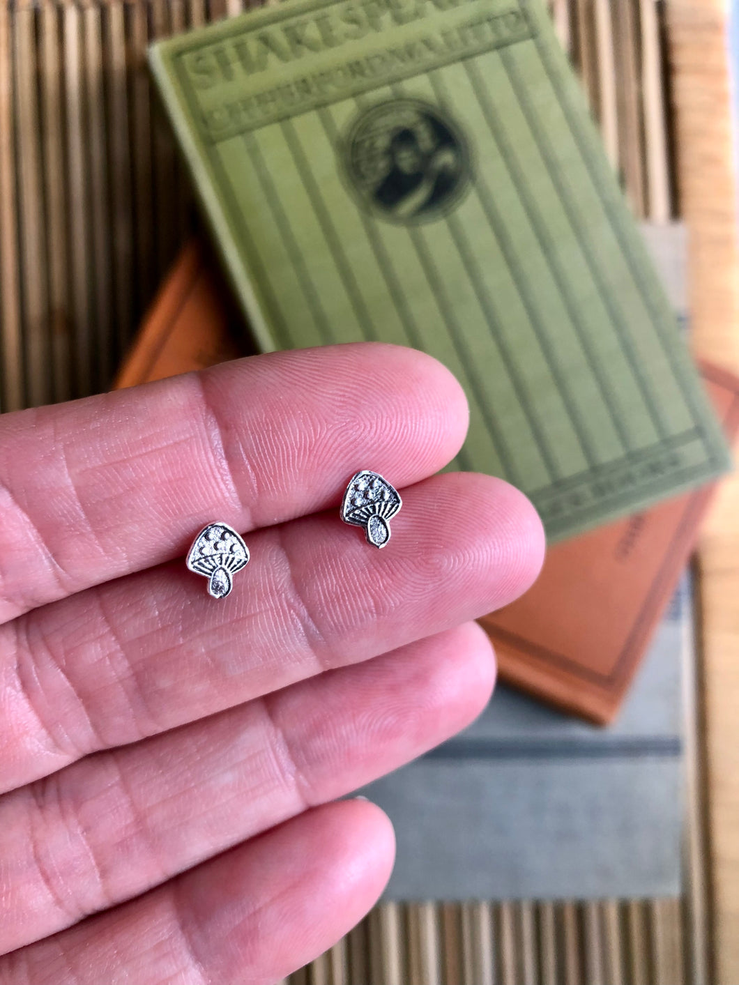 Shroom Studs